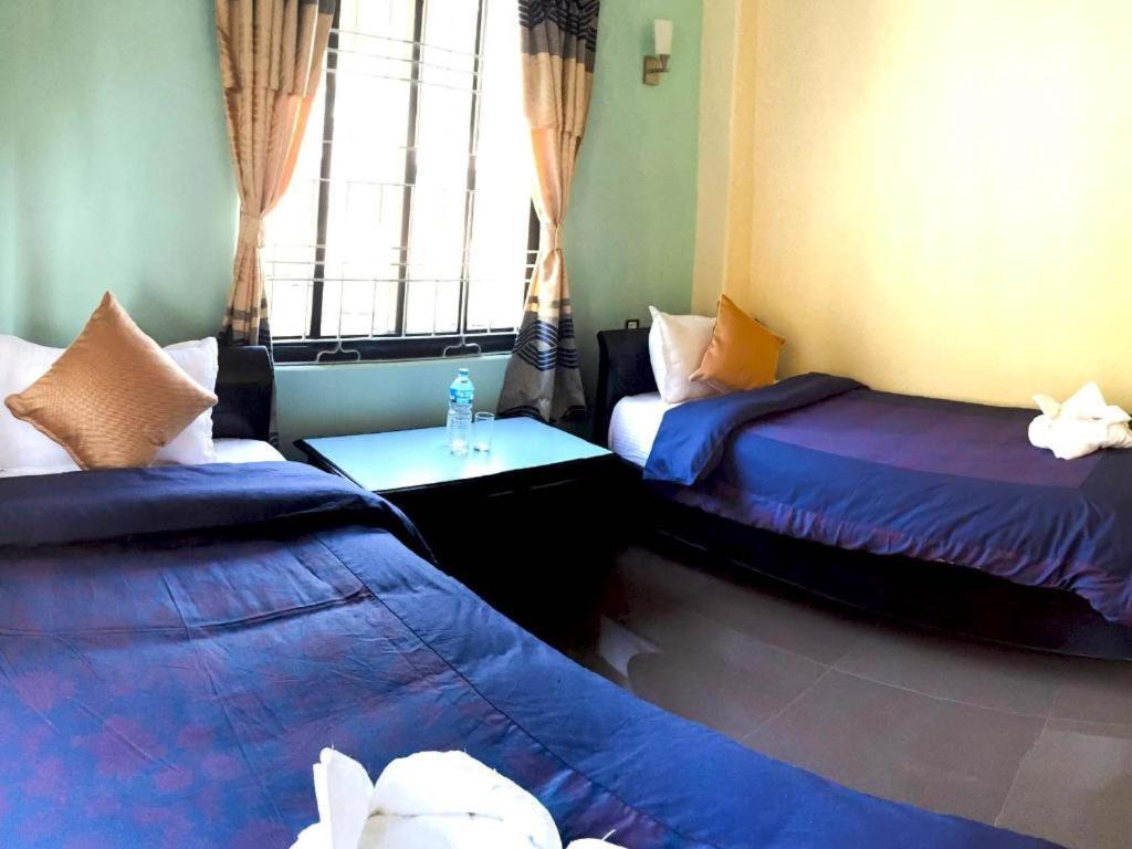 Hotel Atrium Pokhara Ngoại thất bức ảnh