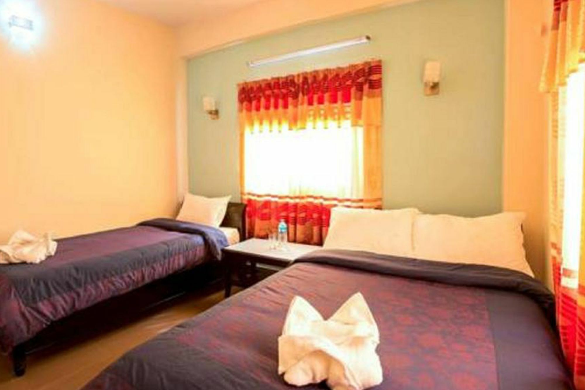 Hotel Atrium Pokhara Ngoại thất bức ảnh